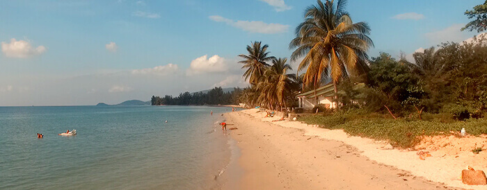 ساحل لیپا نویی سامویی (Lipa Noi)